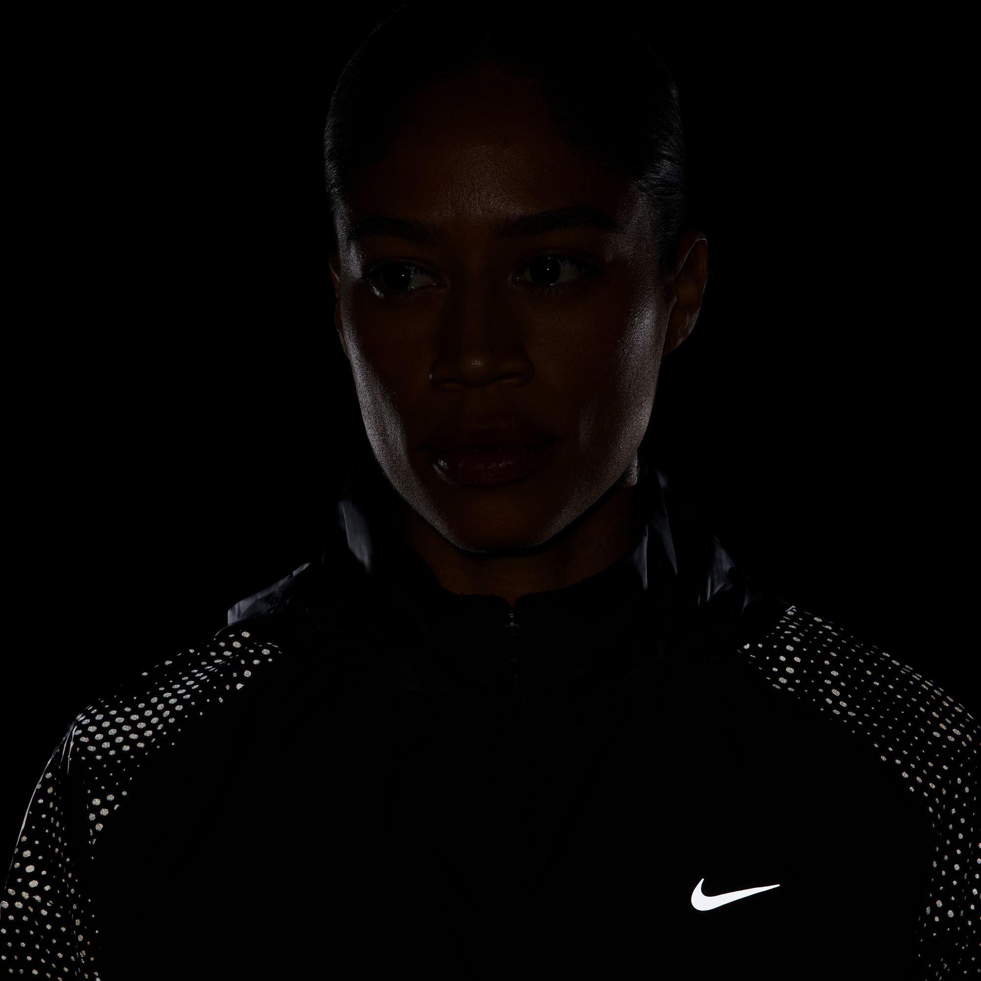 NIKE W TEMPO REPEL FLASH JKT Veste de survêtement 