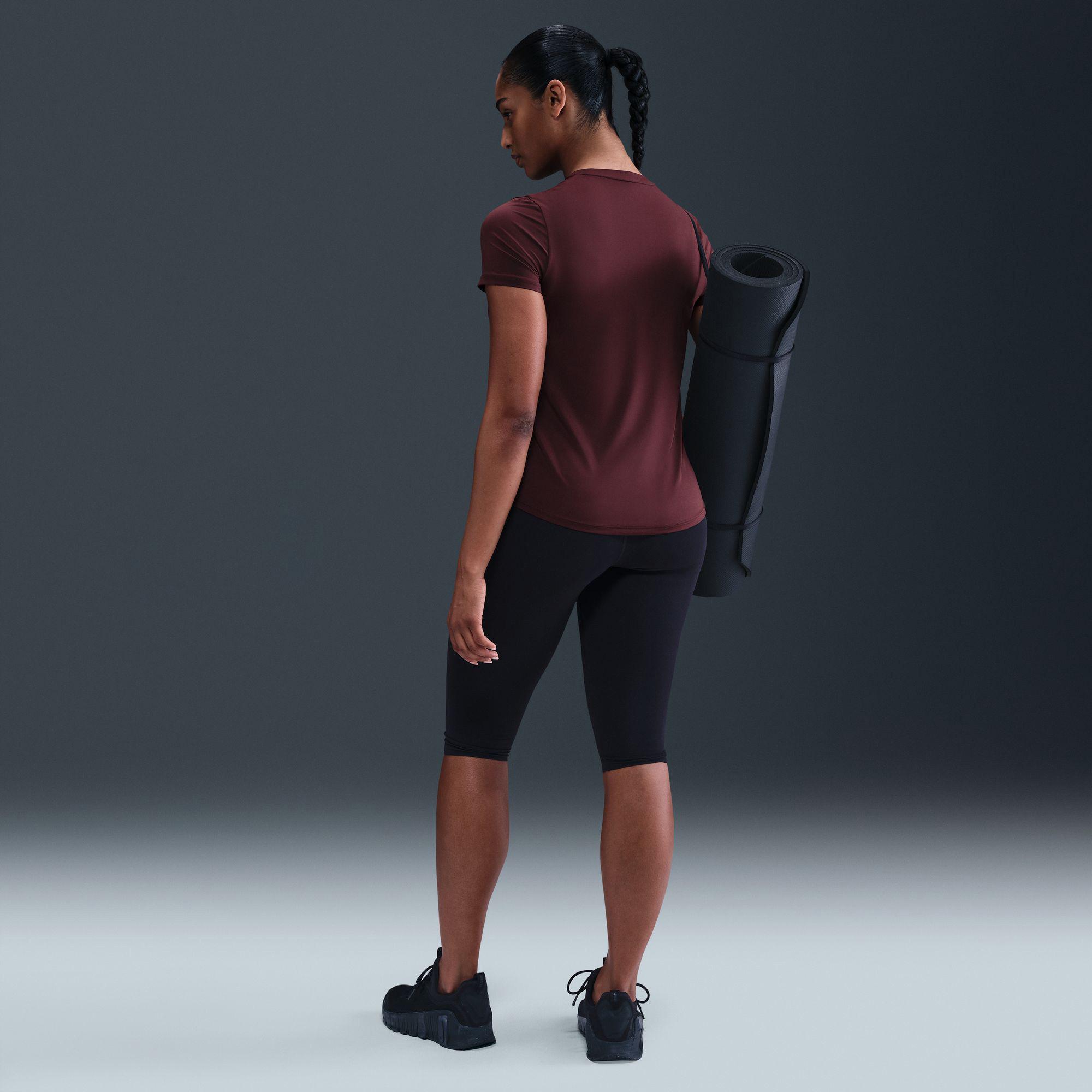 NIKE One Classic T-Shirt 