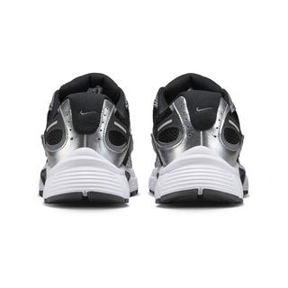 NIKE Nike V5 Rnr Sneakers, Low Top 