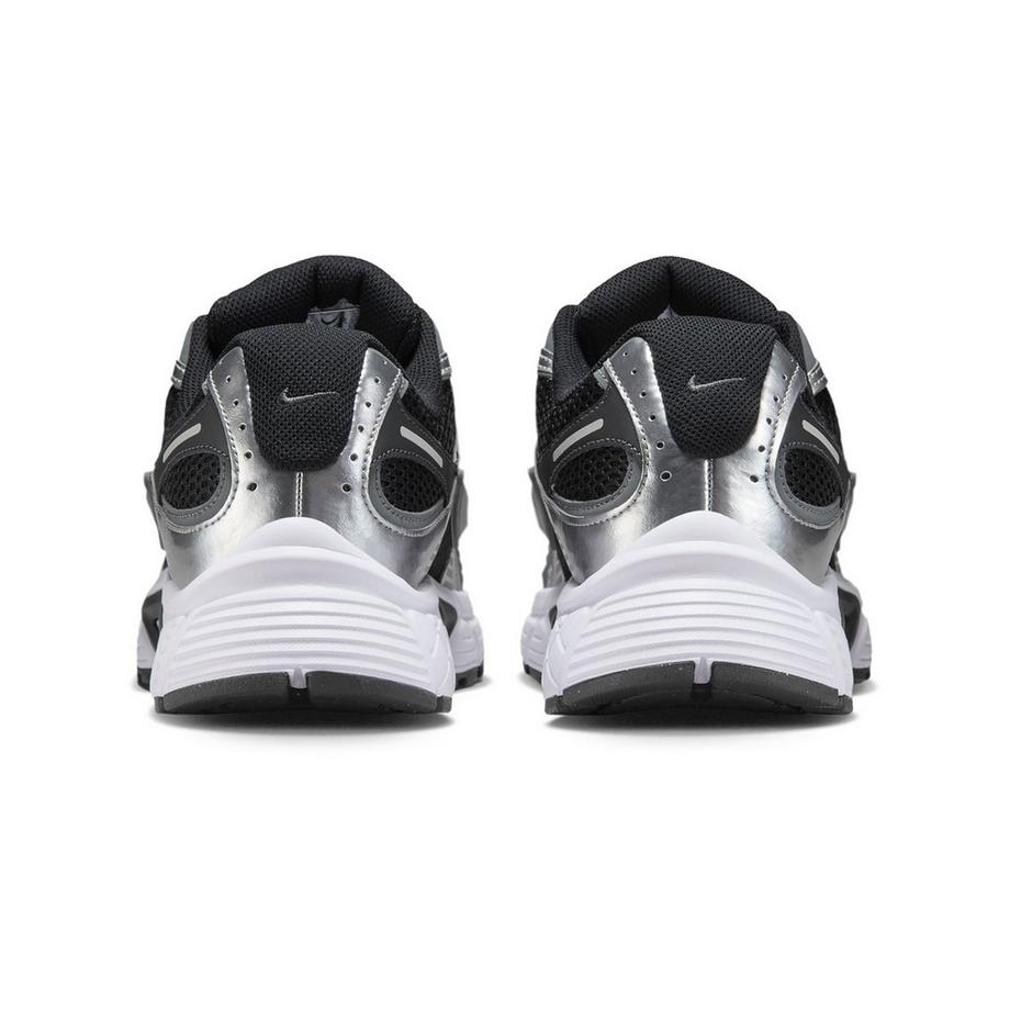 NIKE Nike V5 Rnr Sneakers, Low Top 