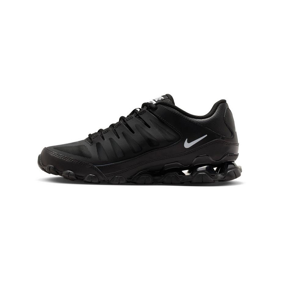 NIKE Reax 8 TR Sneakers, basses 