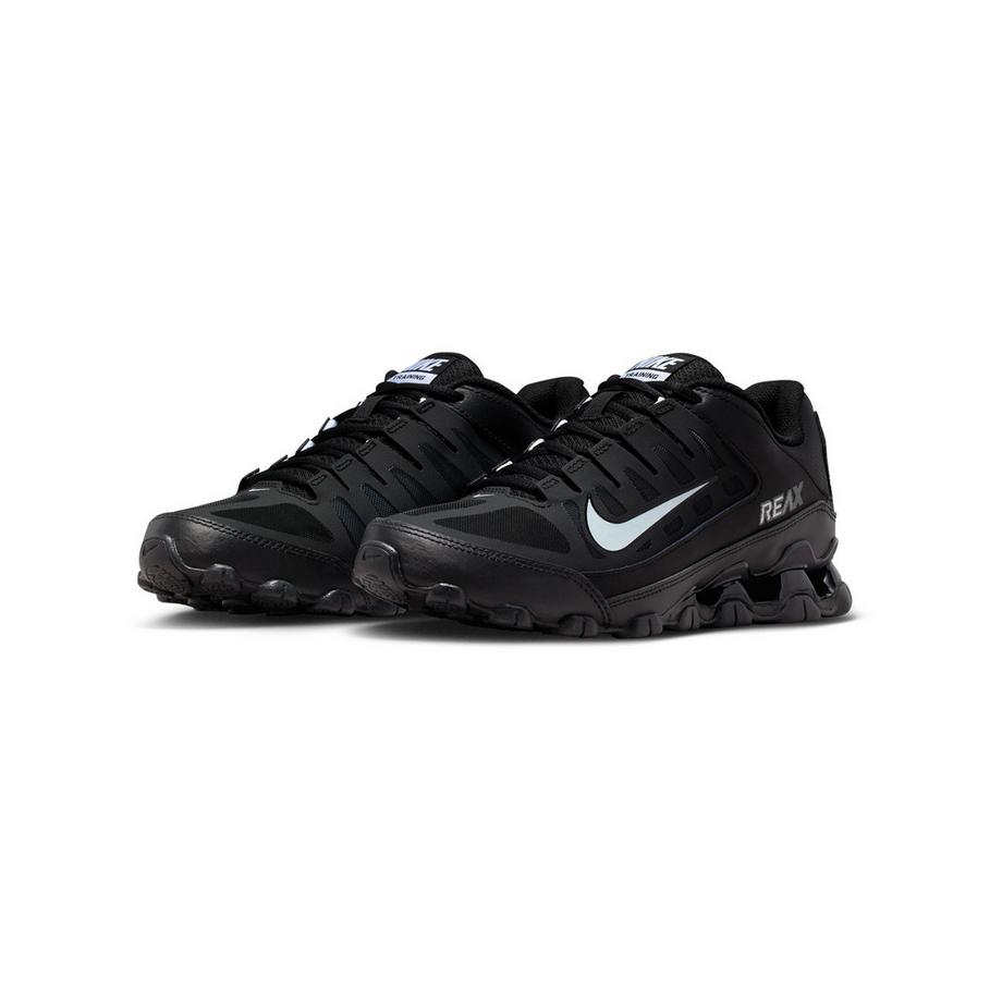 NIKE Reax 8 TR Sneakers, basses 
