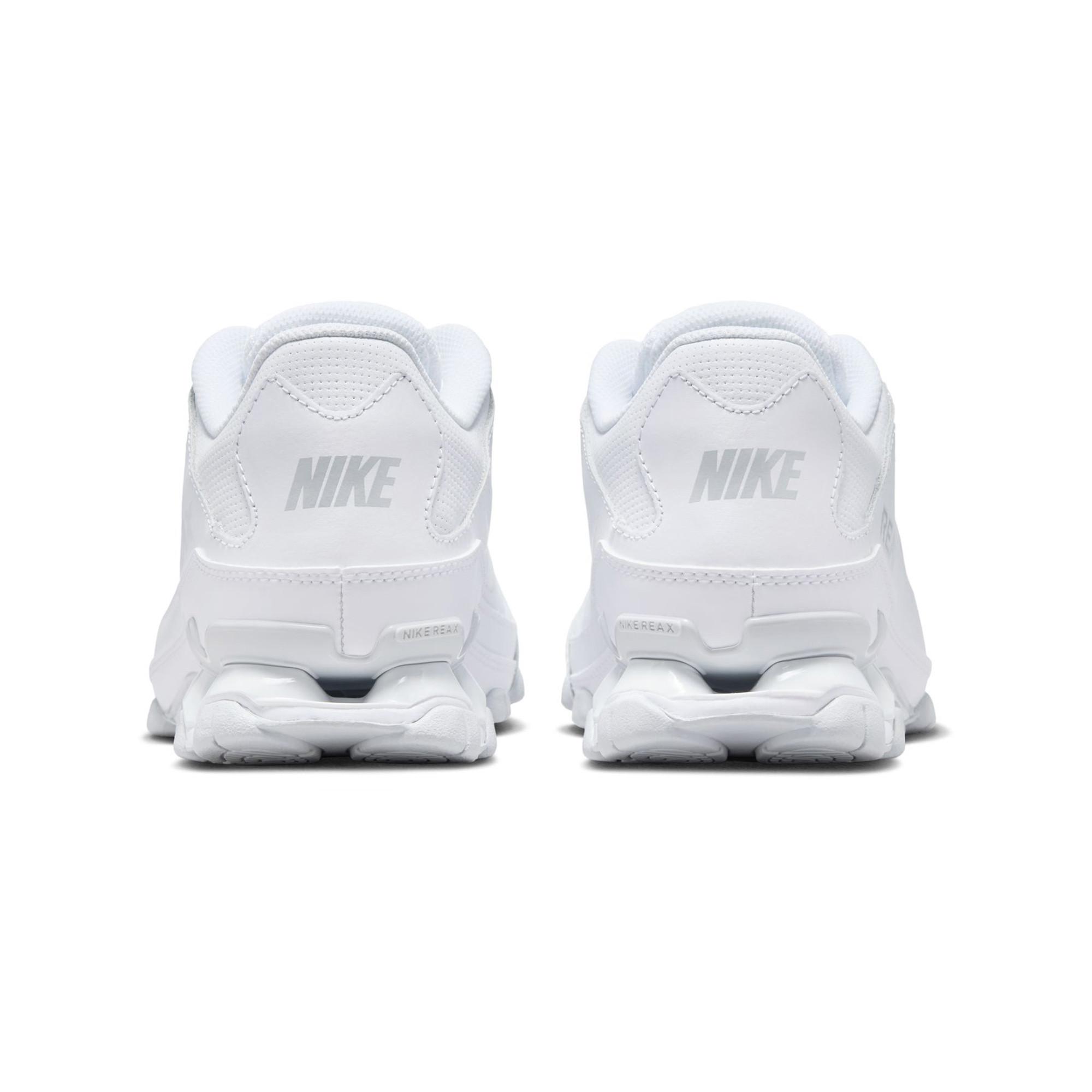 NIKE Reax 8 TR Sneakers, Low Top 