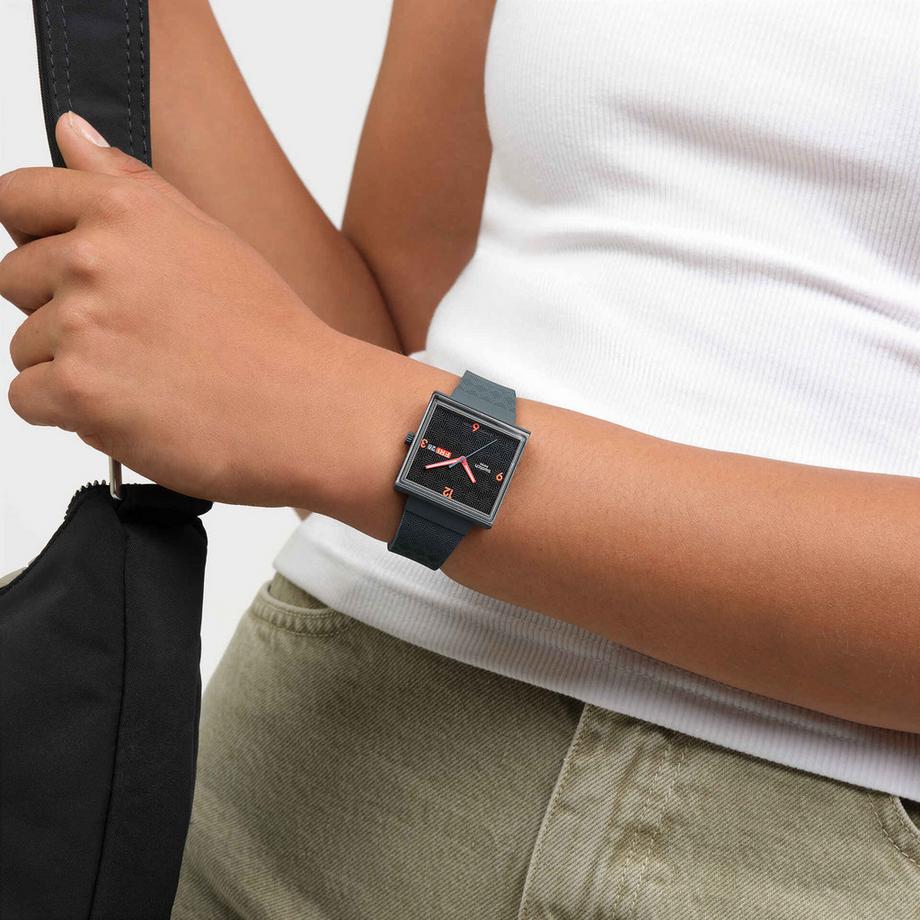 swatch SQUARED OFF Orologio analogico 