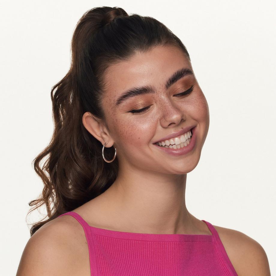 essence  curl FIXING lash base 