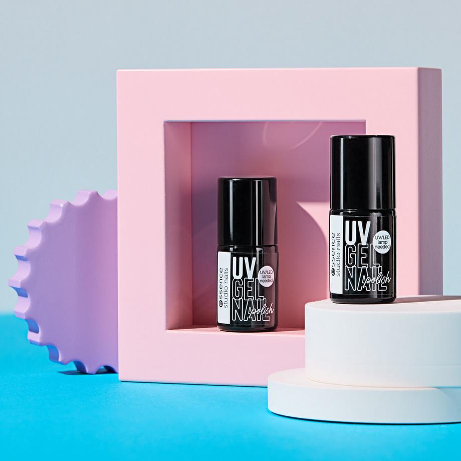 essence  studio nails UV GEL NAIL polish vernis à ongles gel UV 