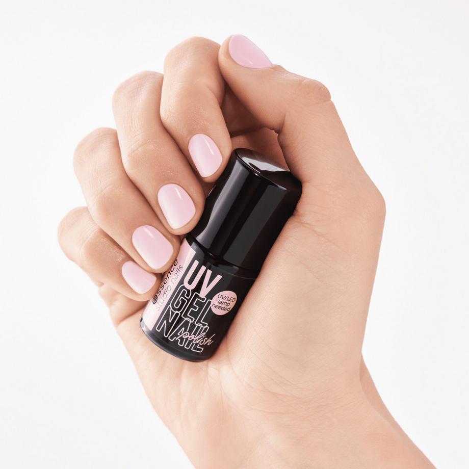 essence  studio nails UV GEL NAIL polish vernis à ongles gel UV 