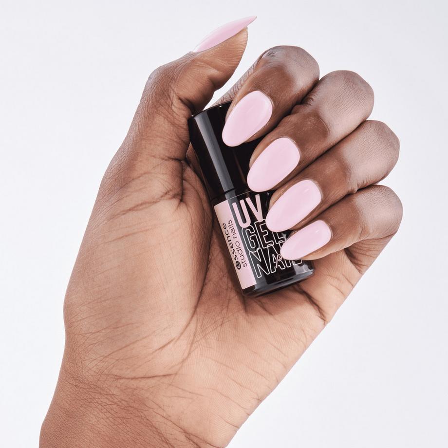 essence  studio nails UV GEL NAIL polish vernis à ongles gel UV 