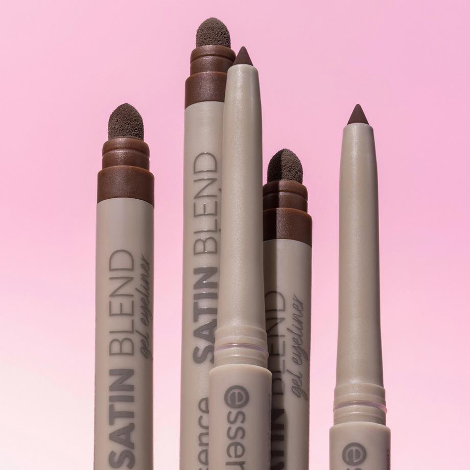 essence  SATIN BLEND gel eyeliner 