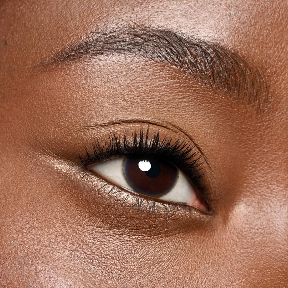 essence  SATIN BLEND gel eyeliner 