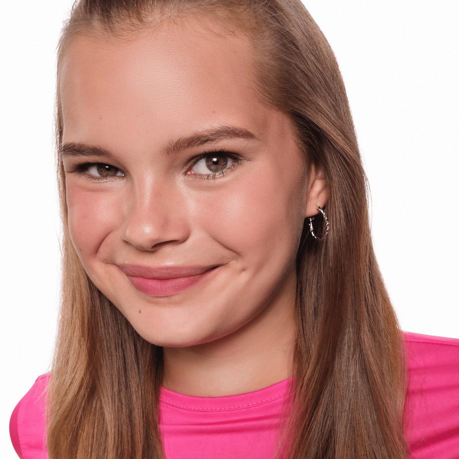 essence  SATIN BLEND gel eyeliner 