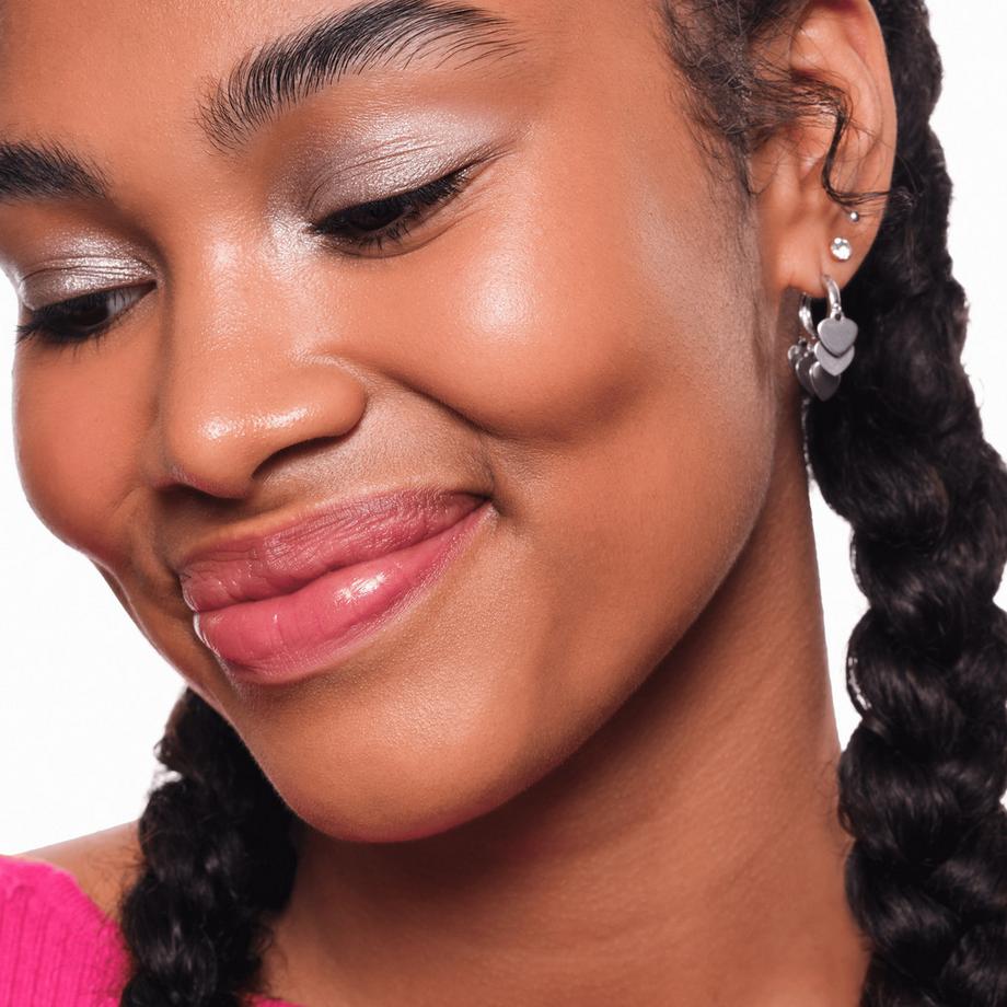 essence  SATIN BLEND gel eyeliner 