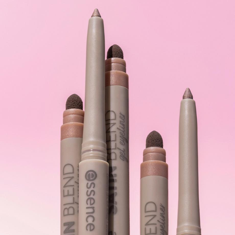 essence  SATIN BLEND gel eyeliner 