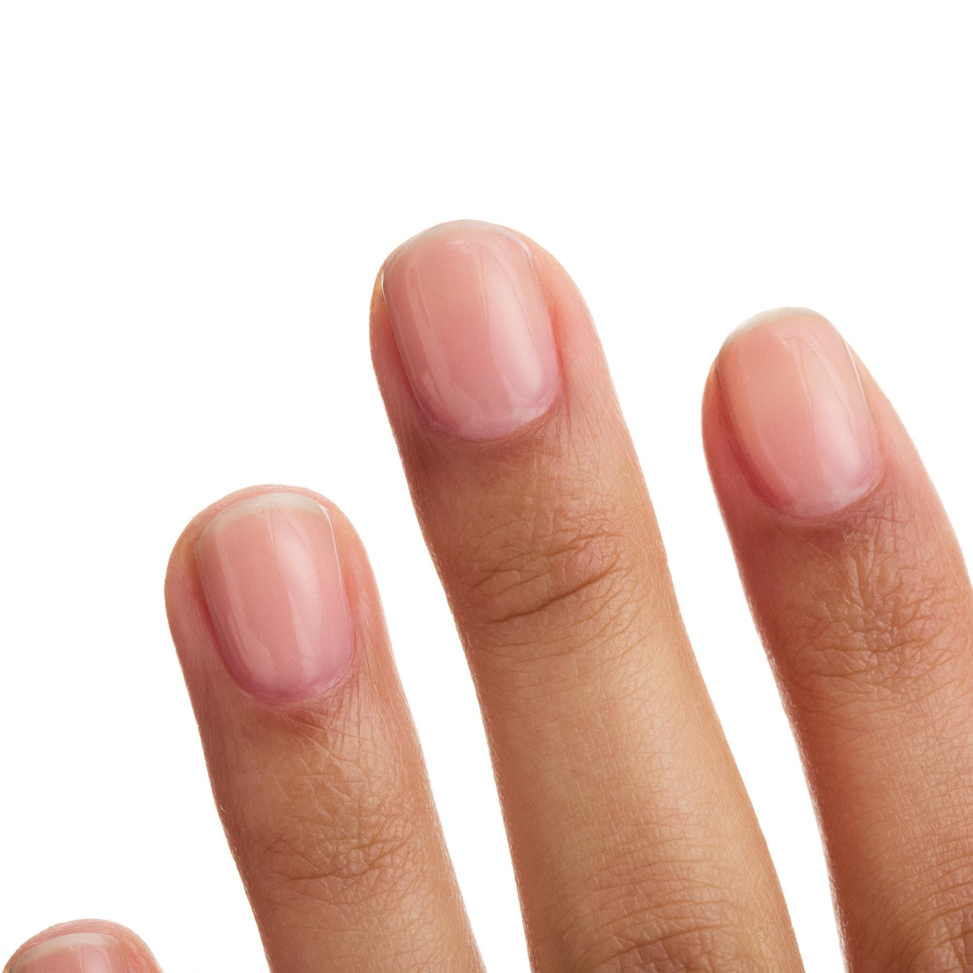 essence  studio nails UV GEL NAIL BASE & BUILD base coat 