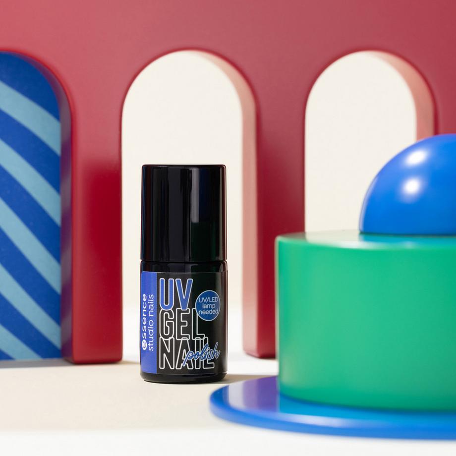 essence  studio nails Smalto UV GEL per unghie 