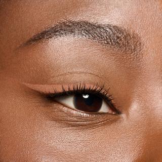 essence COLOUR it! Liquid Eyeliner 