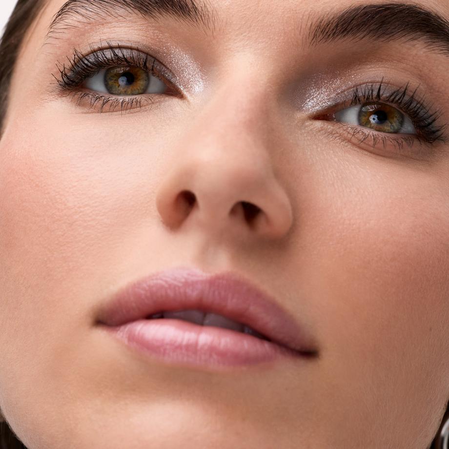 CATRICE  Diamond Treasures Cream to Powder Eyeshadow 