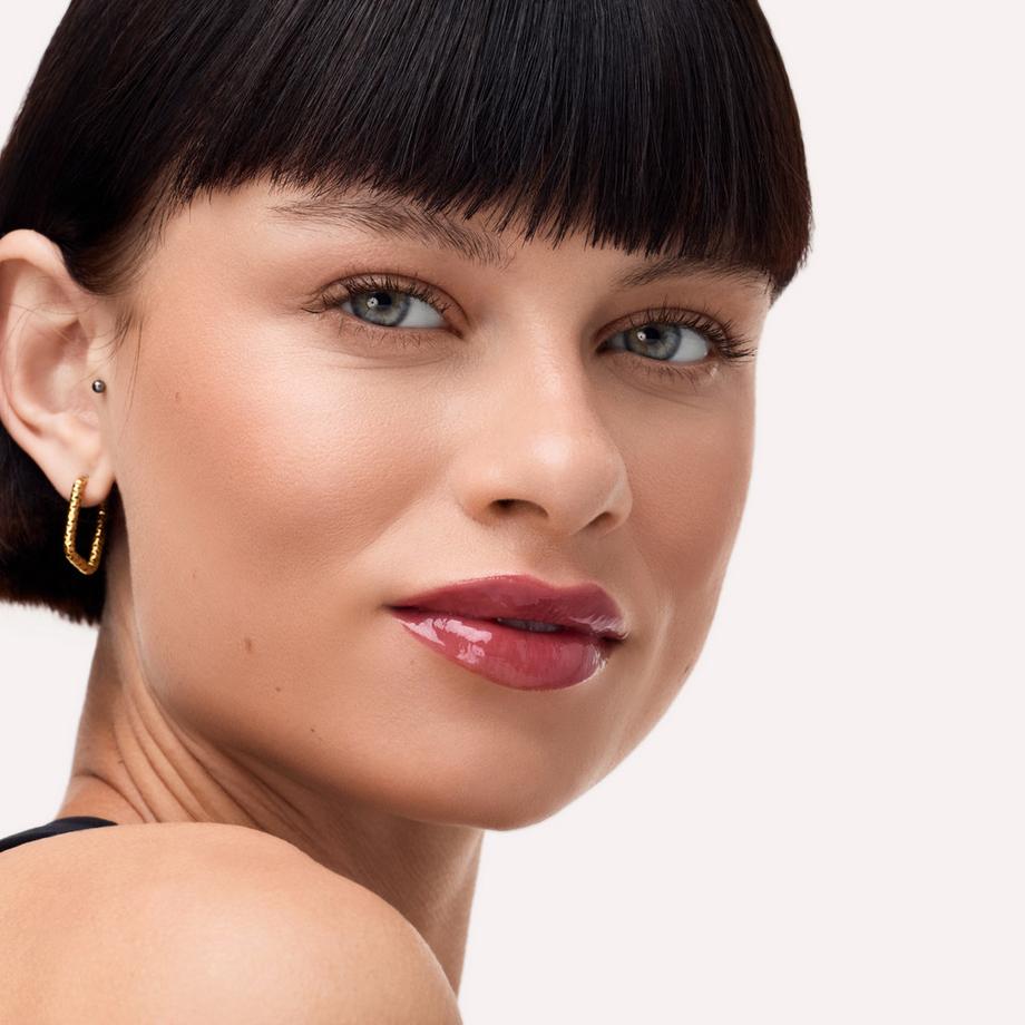 CATRICE  Gloss Obsessed Lip Glaze 