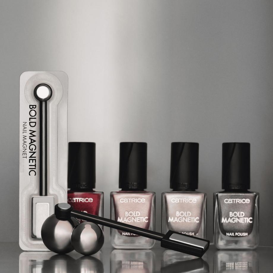 CATRICE  Bold Magnetic Nail Magnet 