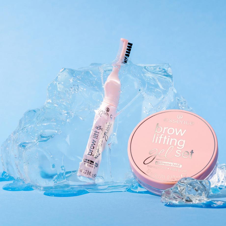 essence  colle sourcils effet liftant et fixant 