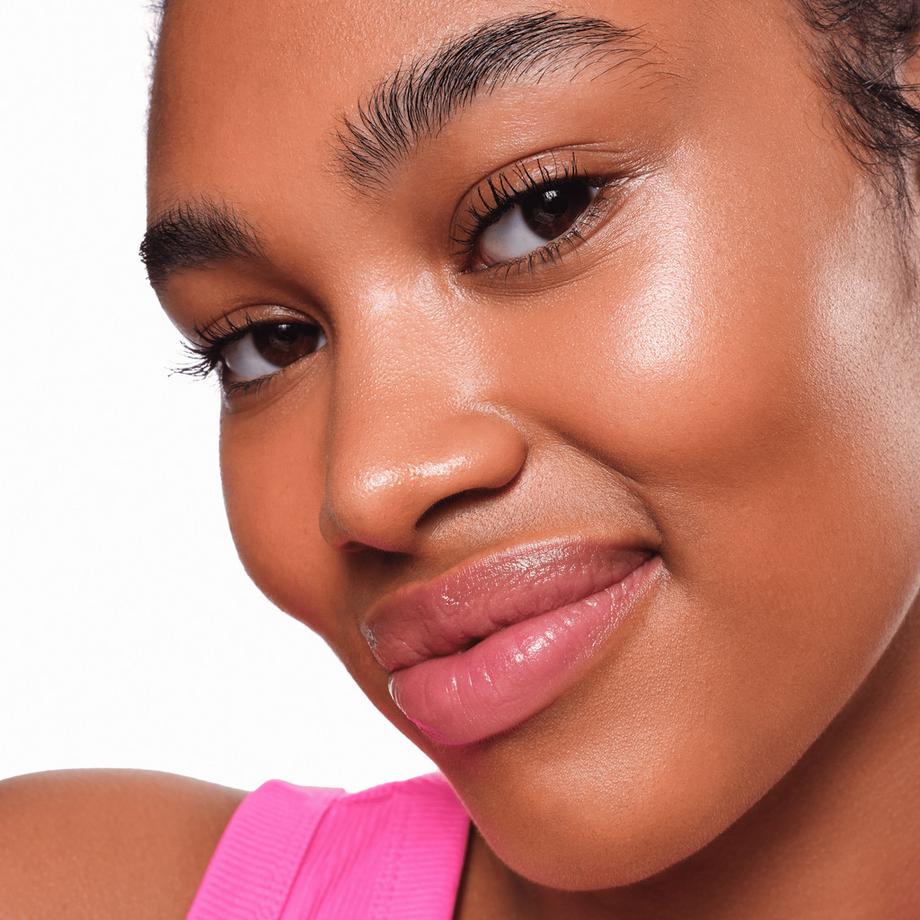 essence  BABY GOT GLOW highlighter stick 