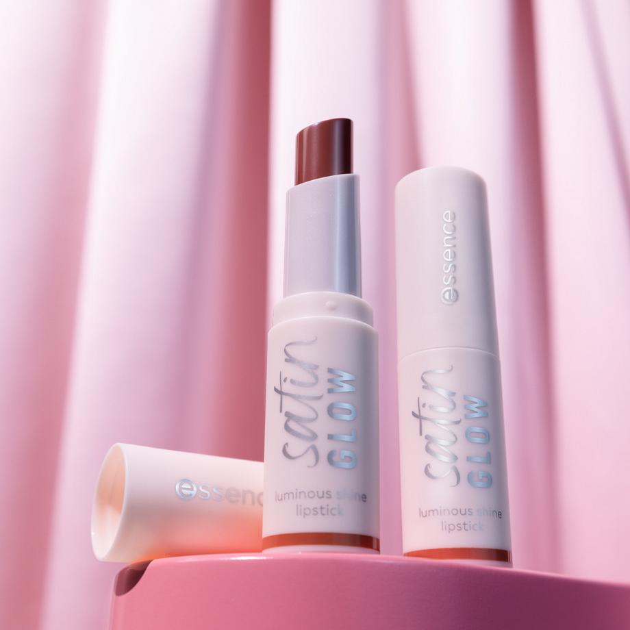 essence  satin GLOW luminous shine lipstick rouge à lèvres 