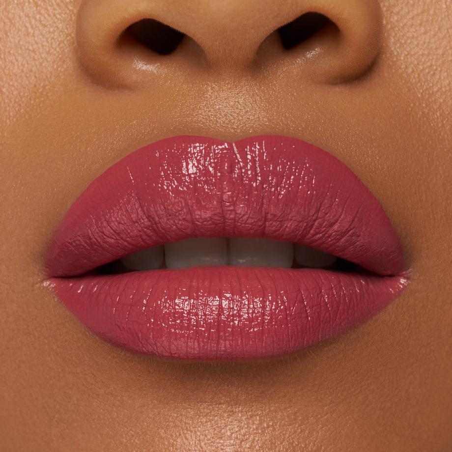 essence  satin GLOW luminous shine lipstick 