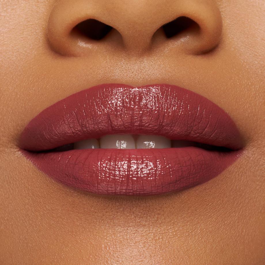 essence  satin GLOW luminous shine lipstick 