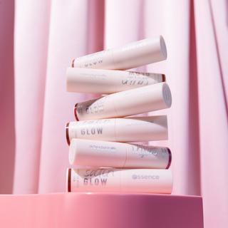 essence  satin GLOW luminous shine lipstick 