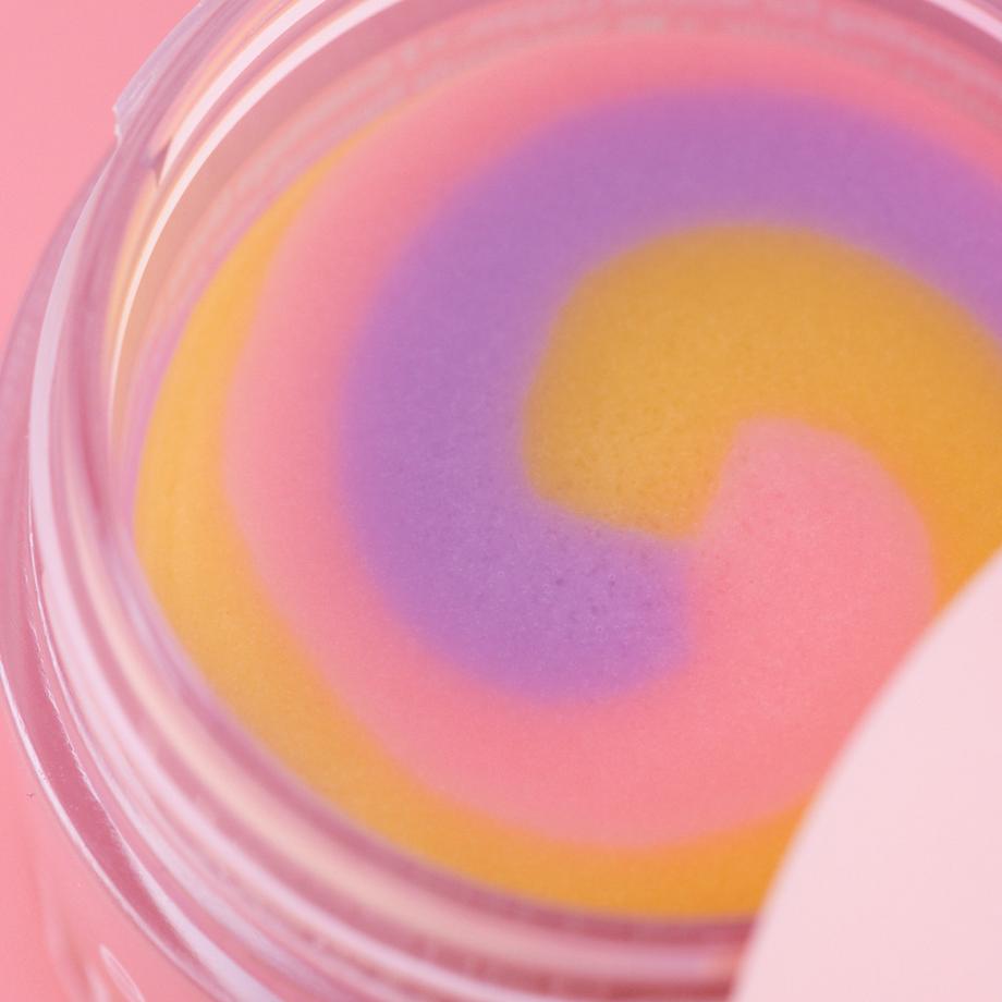 essence  LIP swirl sugar scrub gommage 
