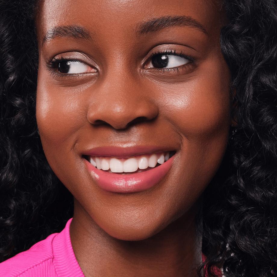 essence  hydra kiss LIP TINT 