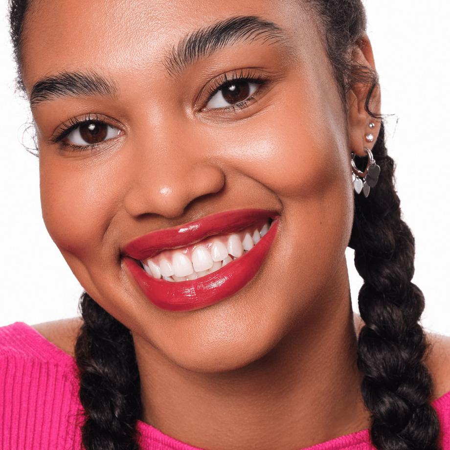 essence  hydra kiss LIP TINT 