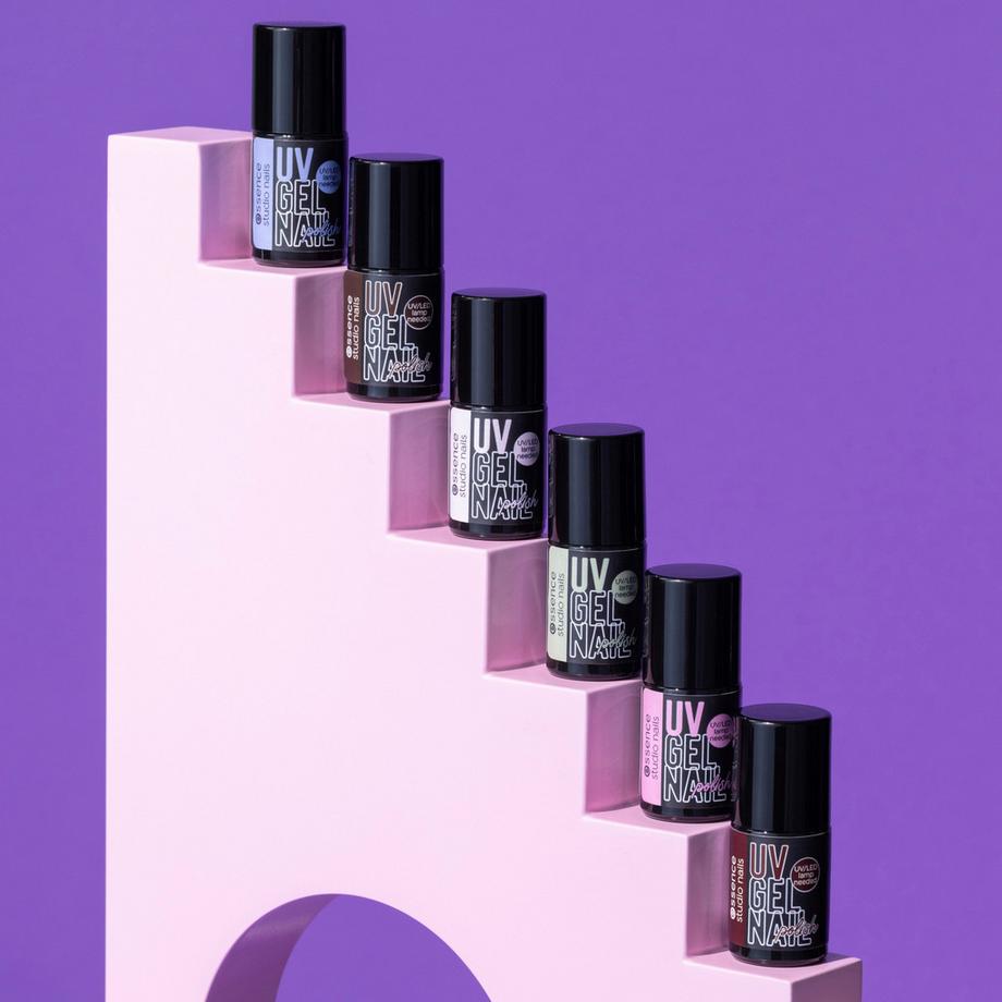 essence  studio nails UV GEL NAIL polish 