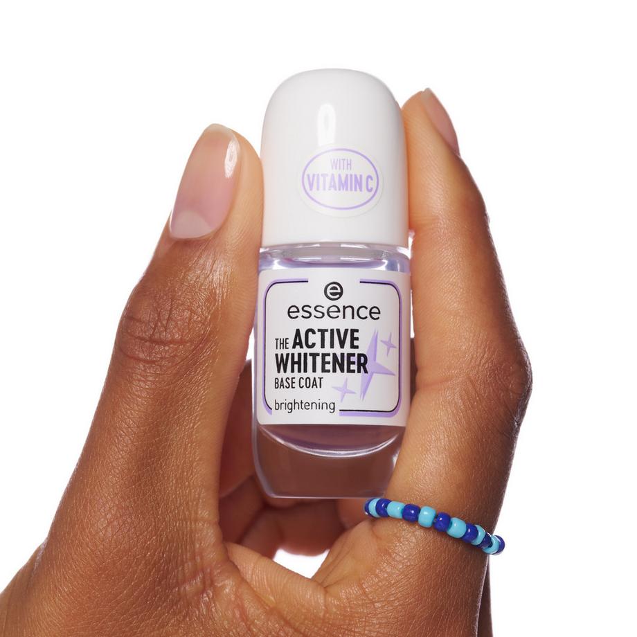essence  THE ACTIVE WHITENER BASE COAT 