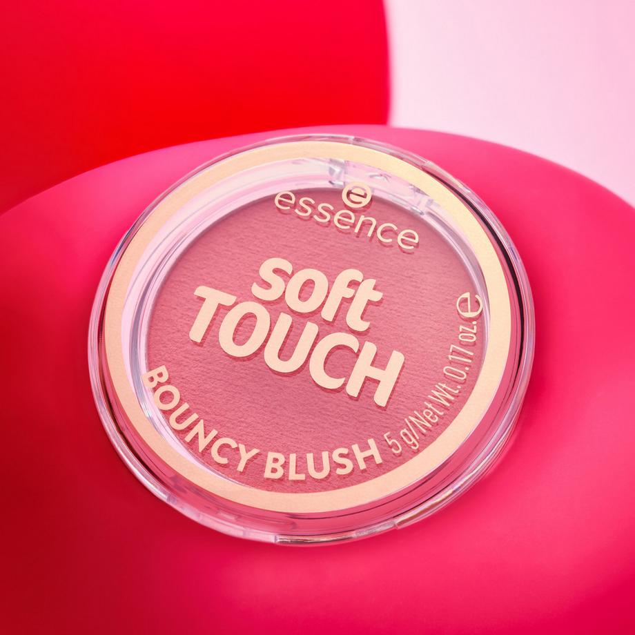 essence  soft TOUCH BOUNCY BLUSH 