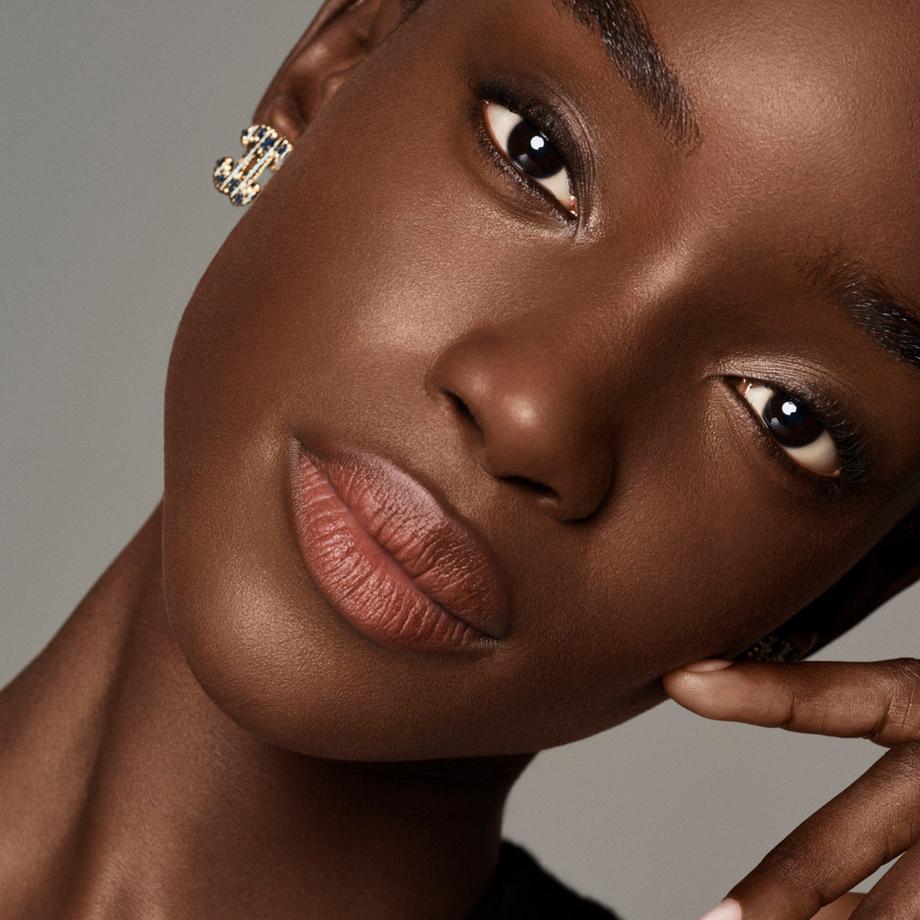 CHANEL POUDRE UNIVERSELLE LIBRE – NACHFÜLLUNG LOSER PUDER MIT NATÜRLICHEM FINISH. REISEGRÖSSE. 