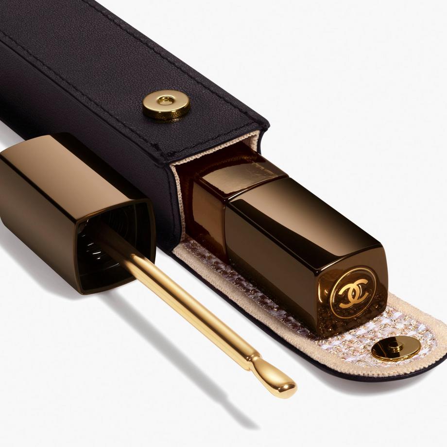 CHANEL SUBLIMAGE L'EXTRAIT HUILE LÈVRES HUILE LÈVRES ULTIME : RÉGÉNÈRE ET RÉPARE 