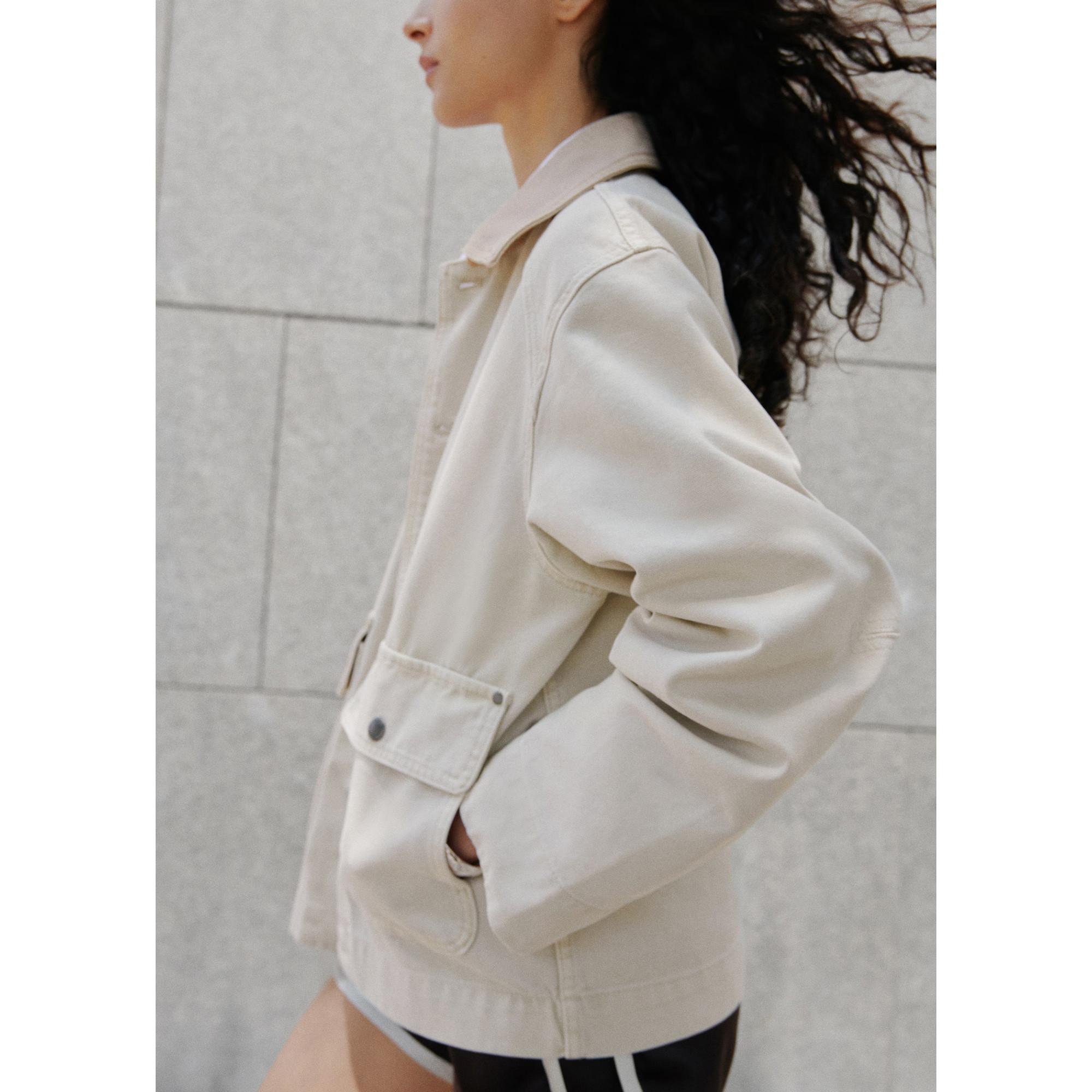 MANGO Newrio Giacca di Jeans con Colletto a Contrasto  