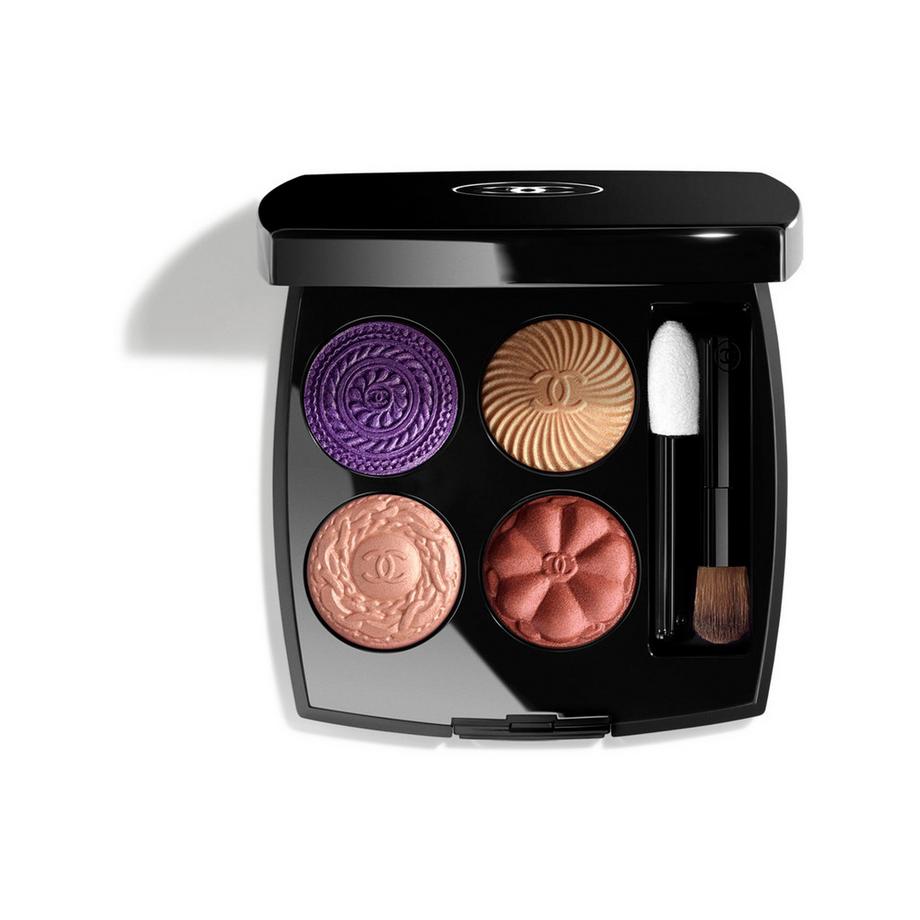 LIDSCHATTEN MIT VIELFÄLTIGEN EFFEKTEN