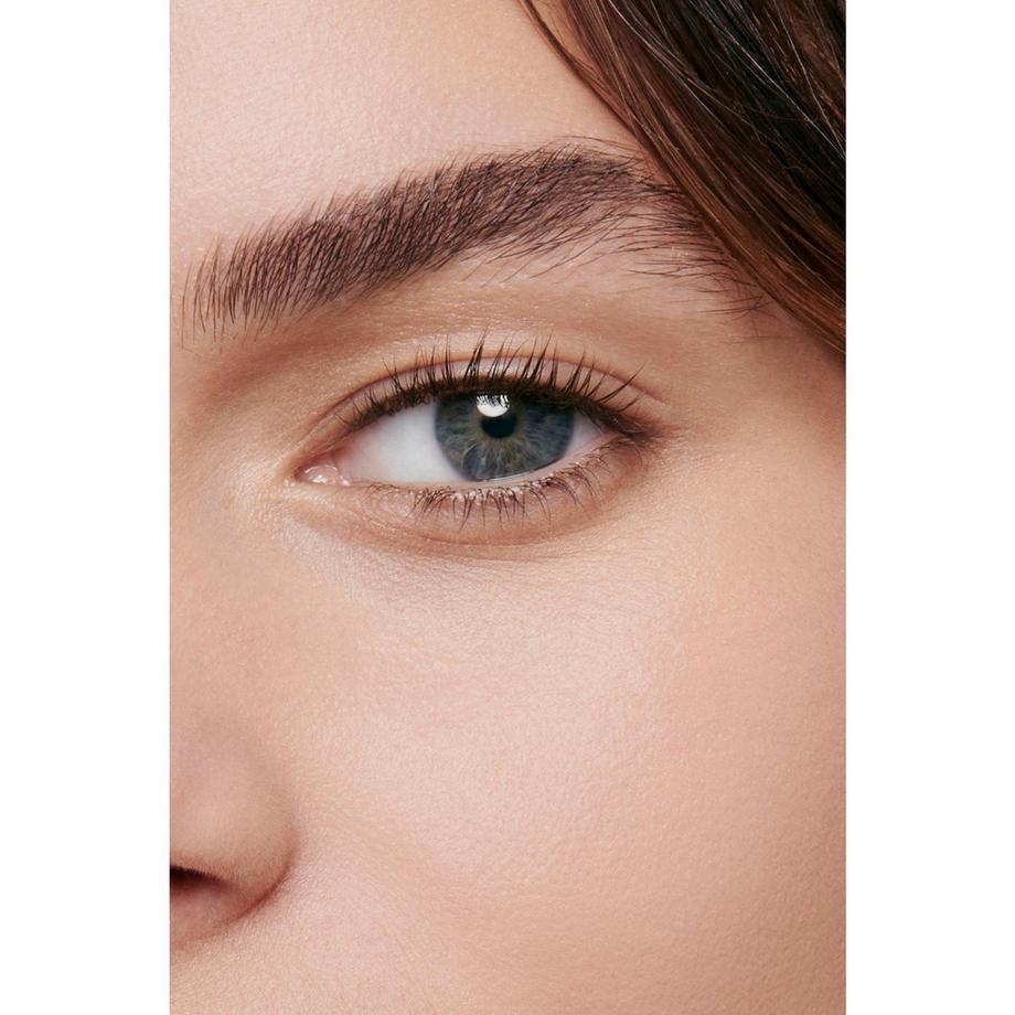 CHANEL ULTRA LE TEINT LE CORRECTEUR CORRECTEUR HAUTE TENUE - ULTRA CONFORT - FINI ZÉRO DÉFAUT 