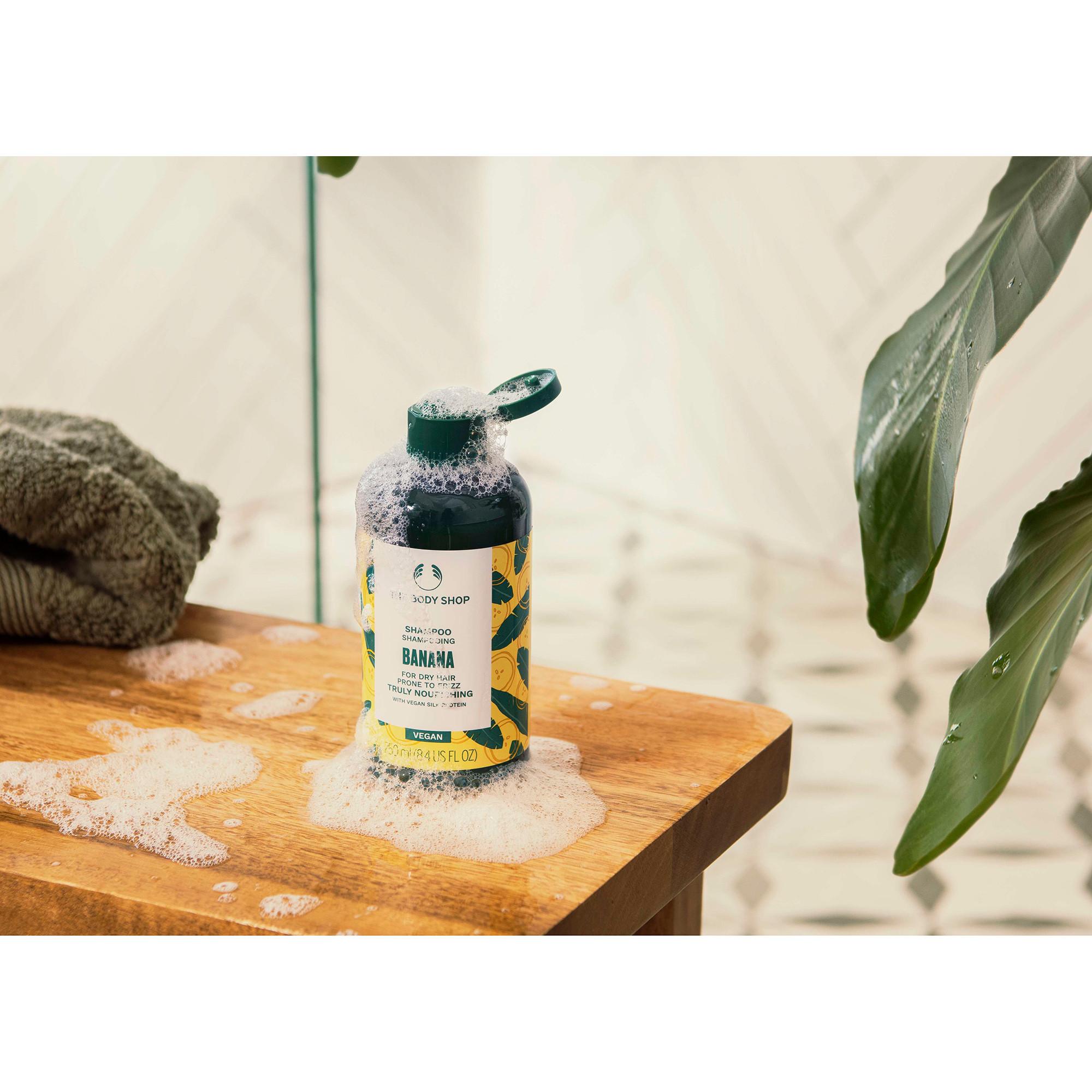 The Body Shop  Banana Truly Nourishing Shampoo 