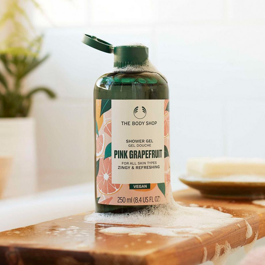 The Body Shop  Pink Grapefruit Shower Gel 