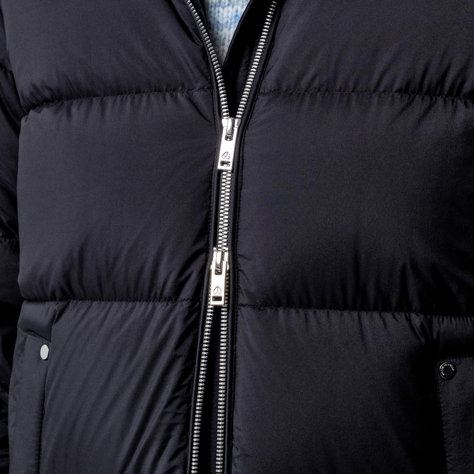 MOOSE KNUCKLES Gesteppter Daunenmantel mit abnehmbarer Kapuze  