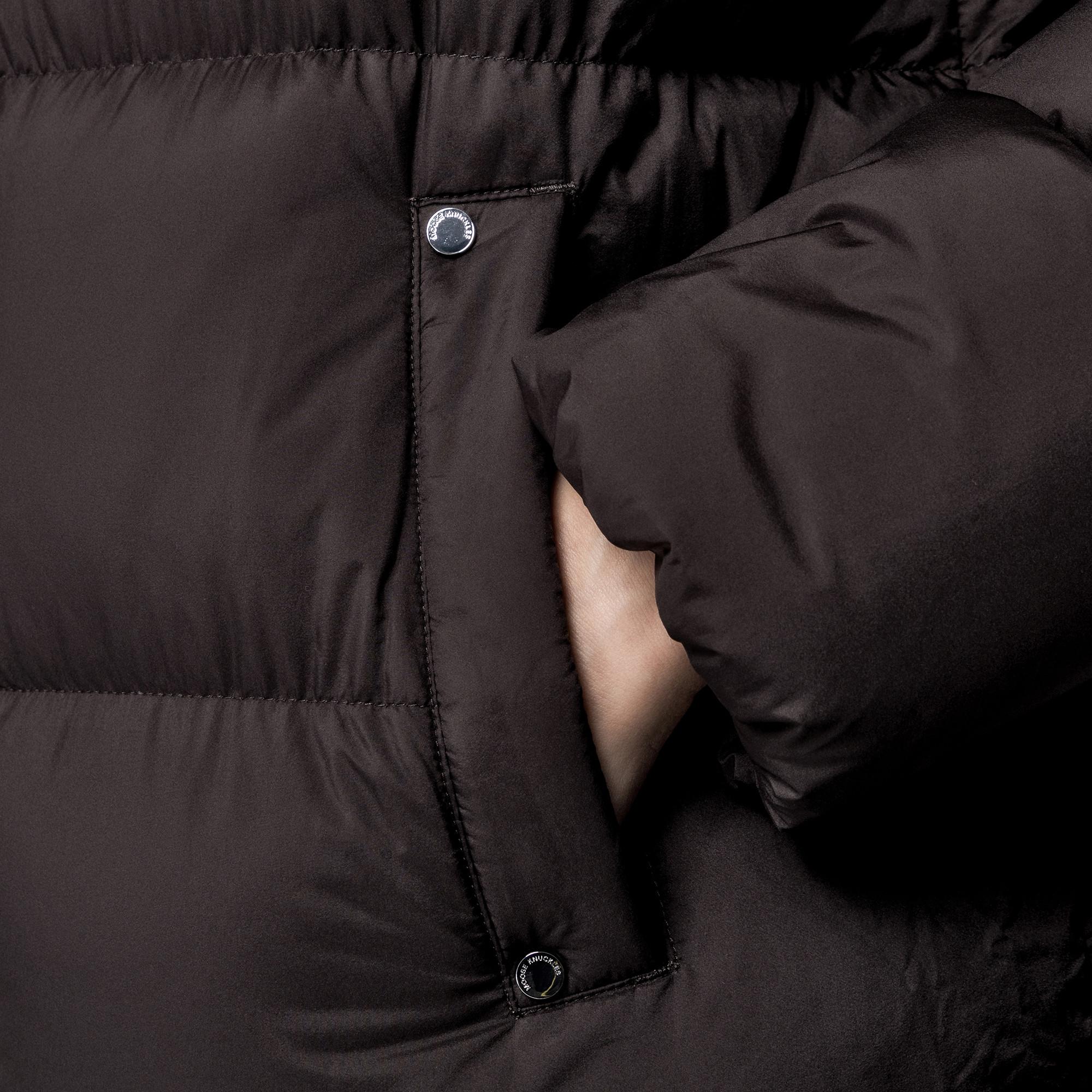 MOOSE KNUCKLES Gesteppter Daunenmantel mit abnehmbarer Kapuze  