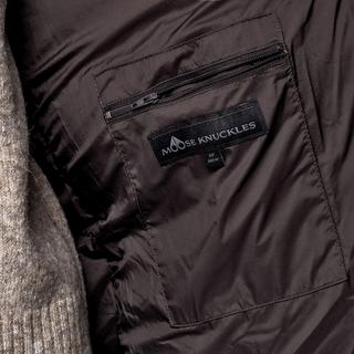 MOOSE KNUCKLES Gesteppter Daunenmantel mit abnehmbarer Kapuze  