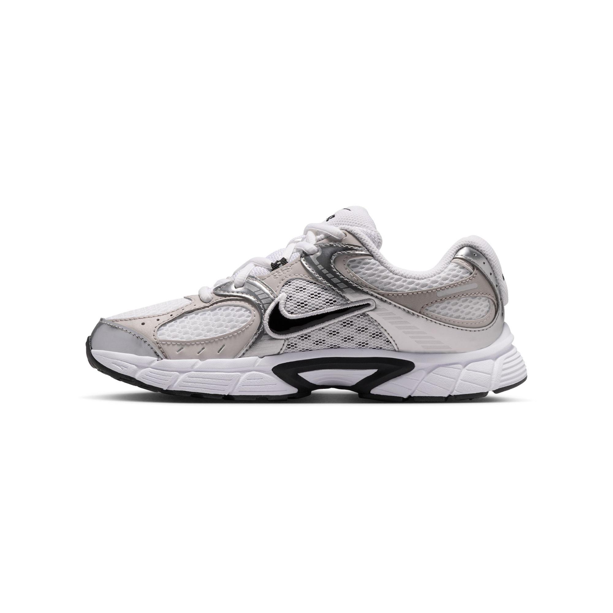 NIKE NIKE V5 RNR (GS) Sneakers, basses 