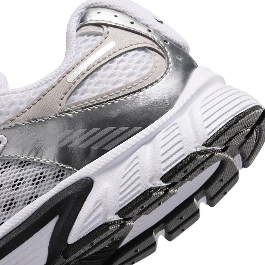 NIKE NIKE V5 RNR (GS) Sneakers, basses 