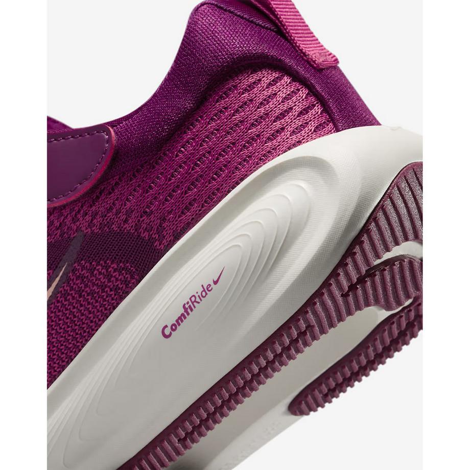 NIKE Stellar Ride Sneakers Basses  