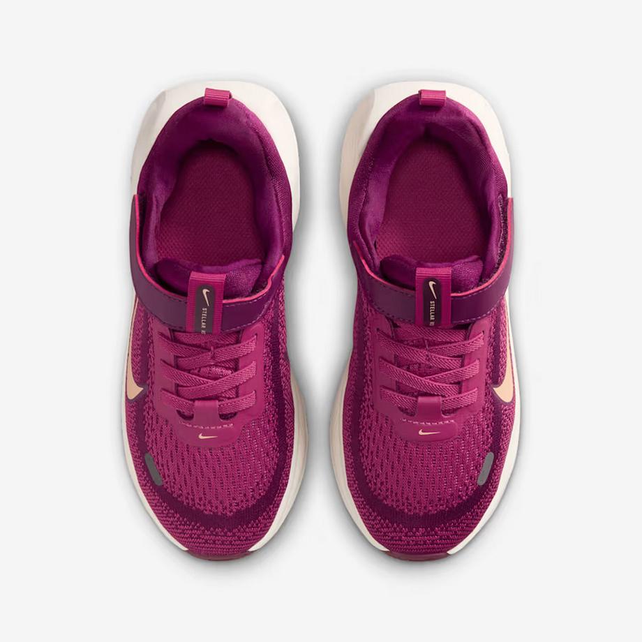 NIKE Stellar Ride Sneakers Basses  