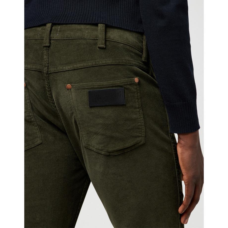 Wrangler Greensboro Pantaloni in Velluto a Coste Regular Fit  